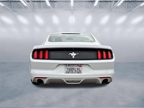 Used 2017 Ford Mustang V6 image 5