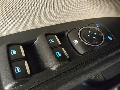 Used 2018 Ford Fusion S image 27