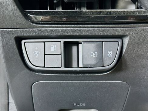 Used 2024 Kia EV6 Light RWD image 17