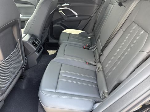 Used 2025 Audi Q5 Premium AWD/4WD image 6
