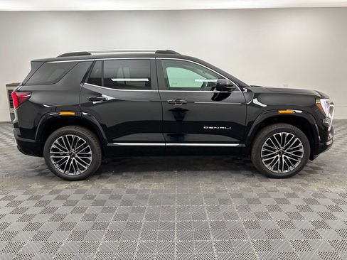 New 2026 GMC Terrain Denali w/ LPO, Floor Liner Package image 7