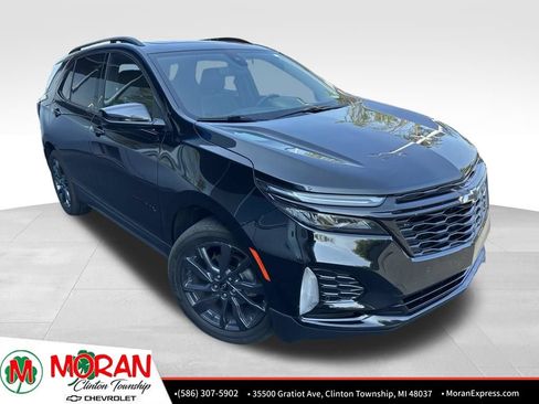 Used 2024 Chevrolet Equinox RS FWD image 2