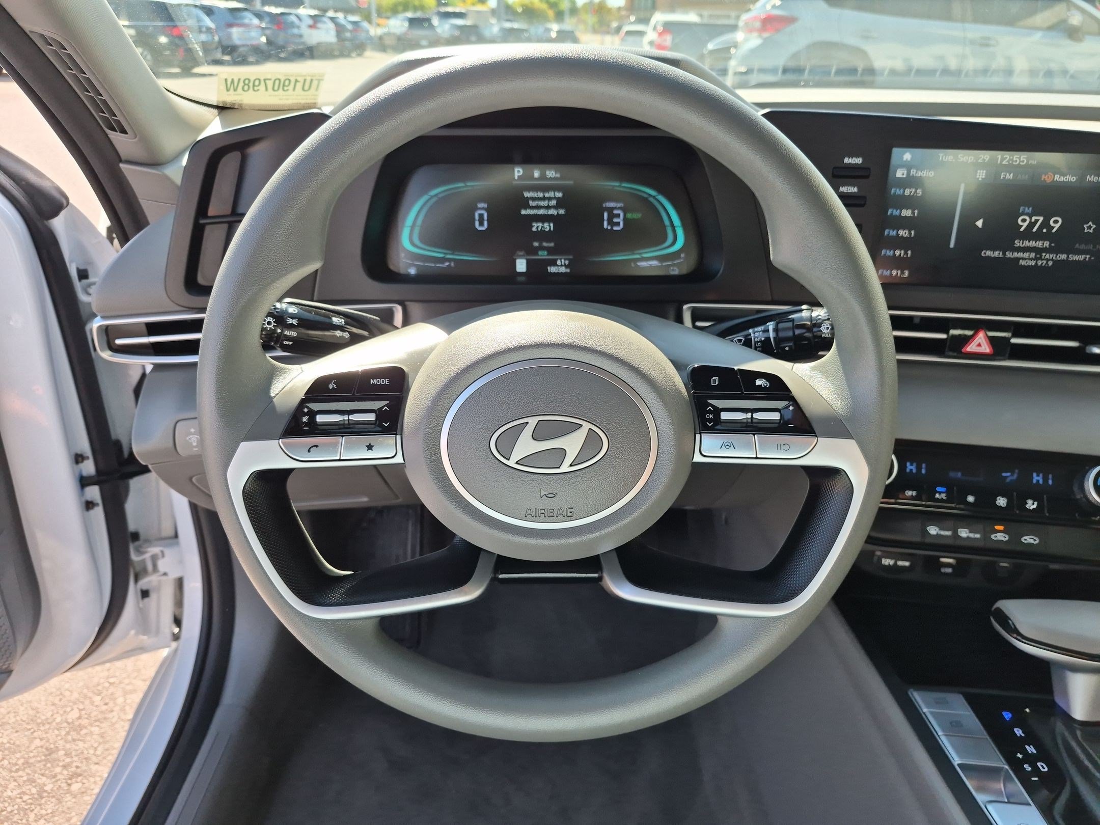 Used 2026 Hyundai Elantra Hybrid FWD image 19