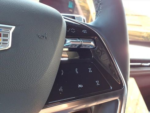 New 2026 Cadillac Escalade Luxury w/ LPO, Floor Liner Package image 21