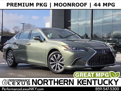 Used 2020 Lexus ES 300h w/ Premium Package