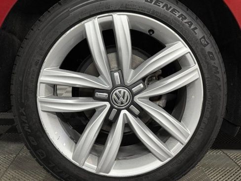 Used 2017 Volkswagen Passat 1.8T SE FWD image 25