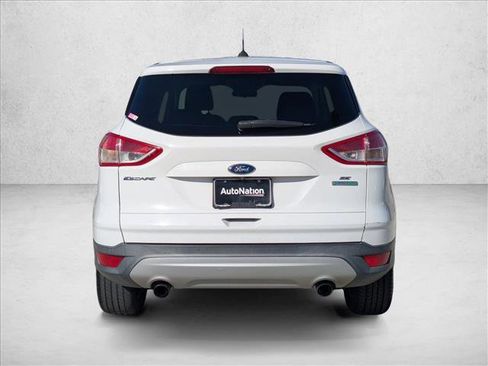 Used 2015 Ford Escape SE image 7