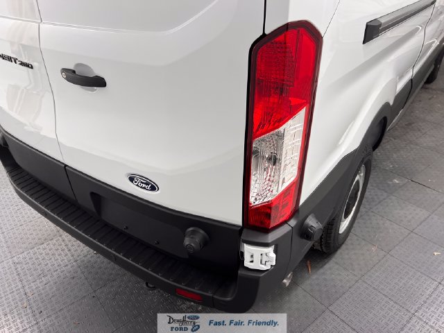 New 2026 Ford Transit 250 148 Medium Roof w/ Load Area Protection Package RWD image 18