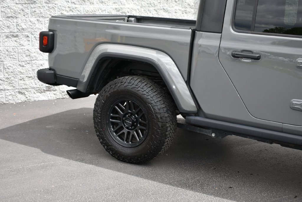 Used 2021 Jeep Gladiator Sport AWD/4WD image 5