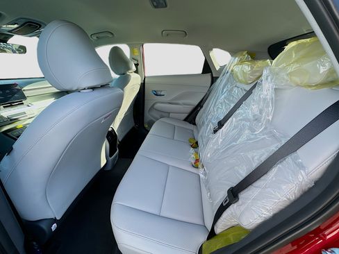 New 2026 Hyundai Kona SEL Premium image 18