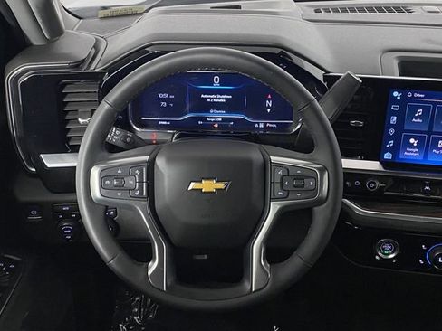 Certified 2023 Chevrolet Silverado 1500 LT AWD/4WD image 16