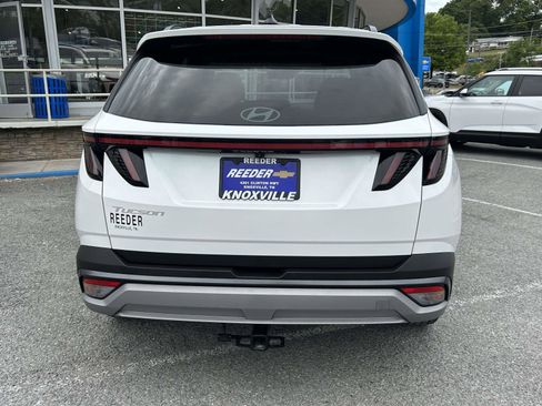 Used 2025 Hyundai Tucson SEL FWD image 4
