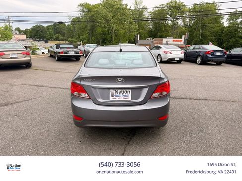Used 2016 Hyundai Accent SE FWD image 5