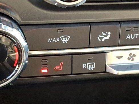 Used 2025 Ford F150 XLT w/ Equipment Group 302A MID image 25