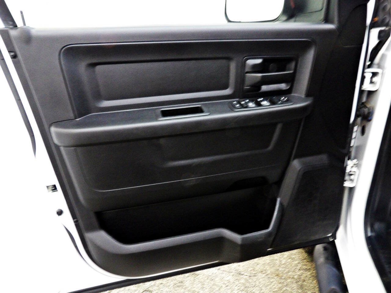 Used 2017 RAM 3500 Tradesman w/ Cold Weather Group AWD/4WD image 6