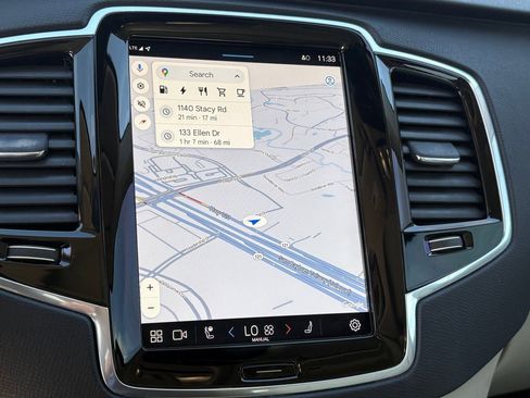 Certified 2023 Volvo XC90 T8 Plus image 25