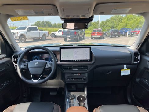 New 2025 Ford Bronco Sport Outer Banks w/ Outer Banks Tech Package+ image 40