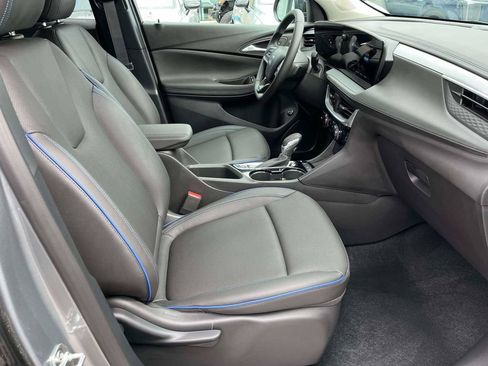 Used 2026 Buick Encore GX Sport Touring w/ Black Roof Package FWD image 12