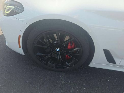 Used 2022 BMW M550i xDrive w/ Executive Package AWD/4WD image 8
