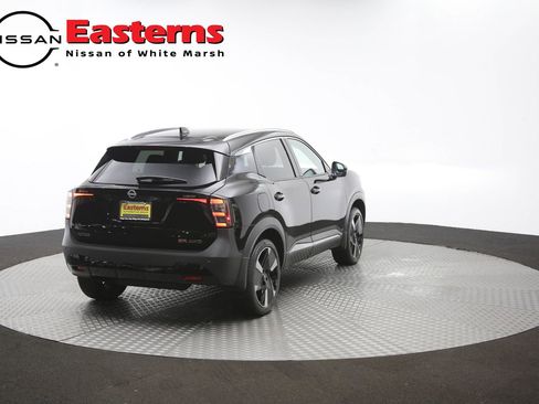Used 2026 Nissan Kicks SR w/ SR Premium Package AWD/4WD image 42