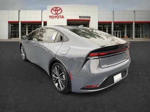 Certified 2024 Toyota Prius XLE image 3