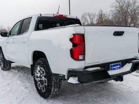 Used 2025 Chevrolet Colorado Z71 image 8