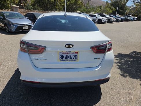 Used 2016 Kia Optima Hybrid w/ Hybrid Convenience Package FWD image 4