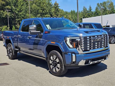 New 2026 GMC Sierra 3500 Denali w/ Denali Reserve Package AWD/4WD image 7