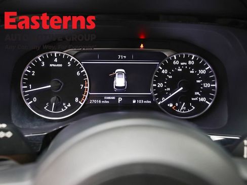 Used 2025 Nissan Pathfinder SV FWD image 18