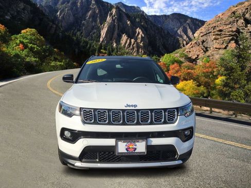 Used 2025 Jeep Compass Limited AWD/4WD image 6