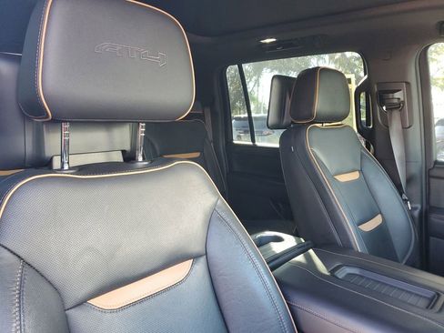 Used 2021 GMC Yukon XL AT4 w/ AT4 Premium Package image 22