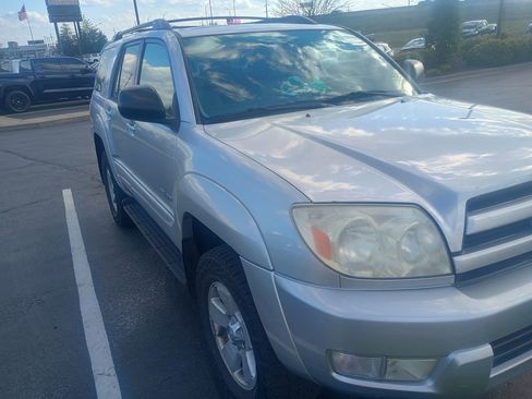 Used 2004 Toyota 4Runner SR5 image 1