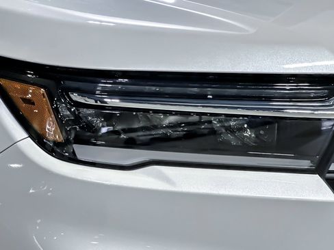 Used 2023 Honda Pilot EX-L image 10