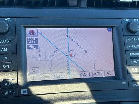 Used 2010 Toyota Prius Five image 16