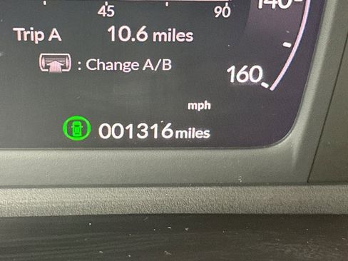 Used 2025 Honda Accord Sport image 30