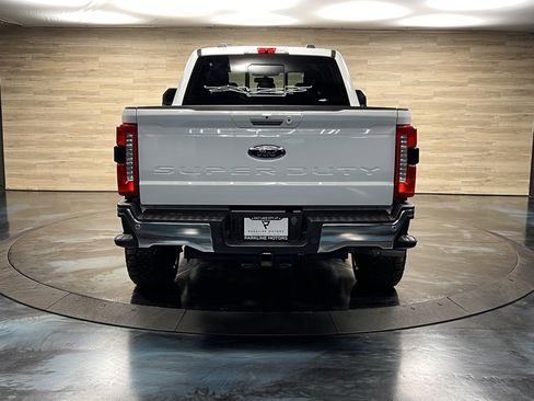 Used 2024 Ford F250 Lariat w/ Chrome Package image 18