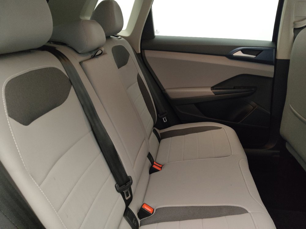 Used 2024 Volkswagen Taos SE FWD image 19