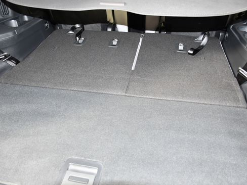 Certified 2025 Honda Pilot EX-L image 50