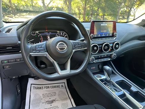 Used 2022 Nissan Sentra SV image 21