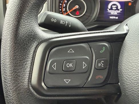 Used 2025 Jeep Gladiator Sport AWD/4WD image 29