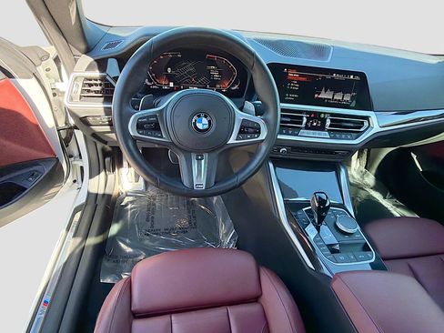 Used 2022 BMW 430i Convertible w/ M Sport Package image 16