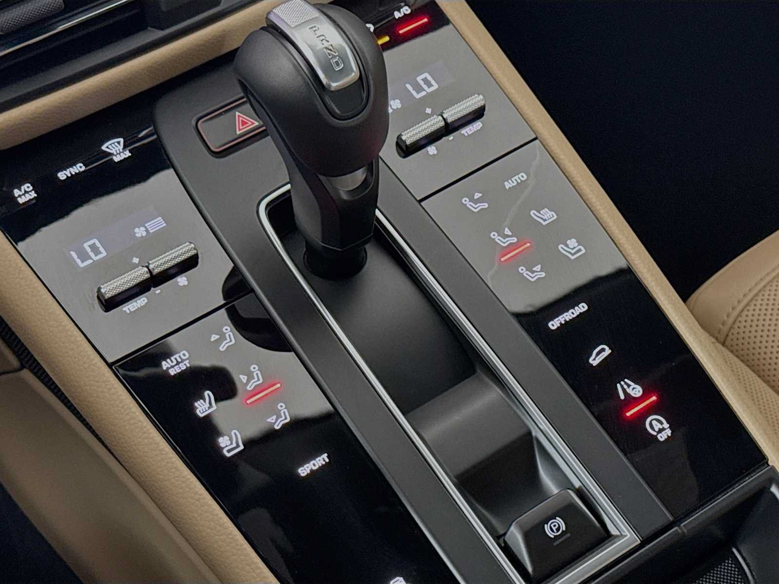 Certified 2026 Porsche Macan AWD/4WD image 21