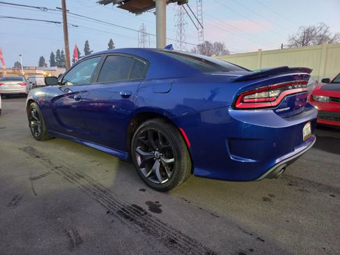 Used 2019 Dodge Charger GT image 2