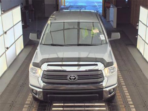 Used 2014 Toyota Tundra SR5 image 2