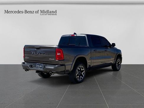 Used 2026 RAM 1500 Laramie AWD/4WD image 7