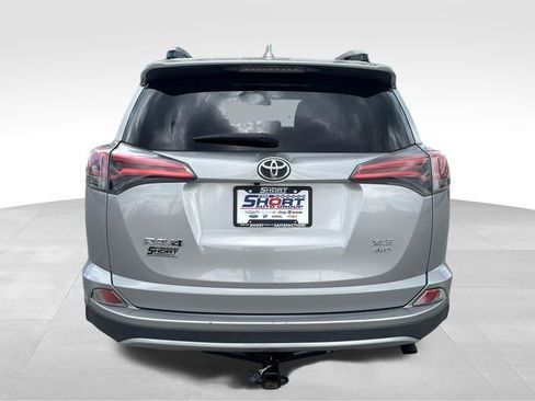 Used 2016 Toyota RAV4 XLE image 6