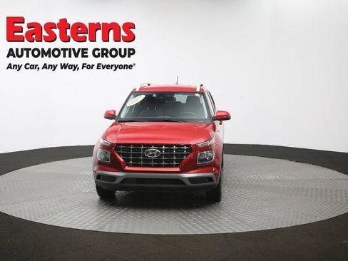 Used 2023 Hyundai Venue Limited FWD image 53