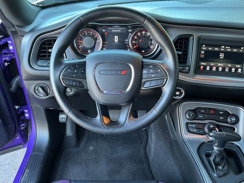 Used 2023 Dodge Challenger SXT image 14