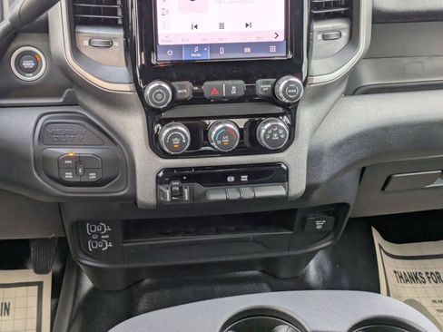 New 2025 RAM 2500 Tradesman w/ Chrome Appearance Group image 17