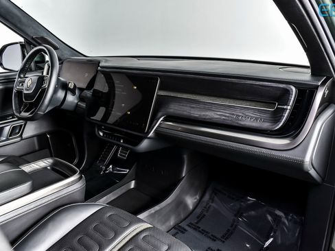 Used 2023 Rivian R1T Adventure image 21